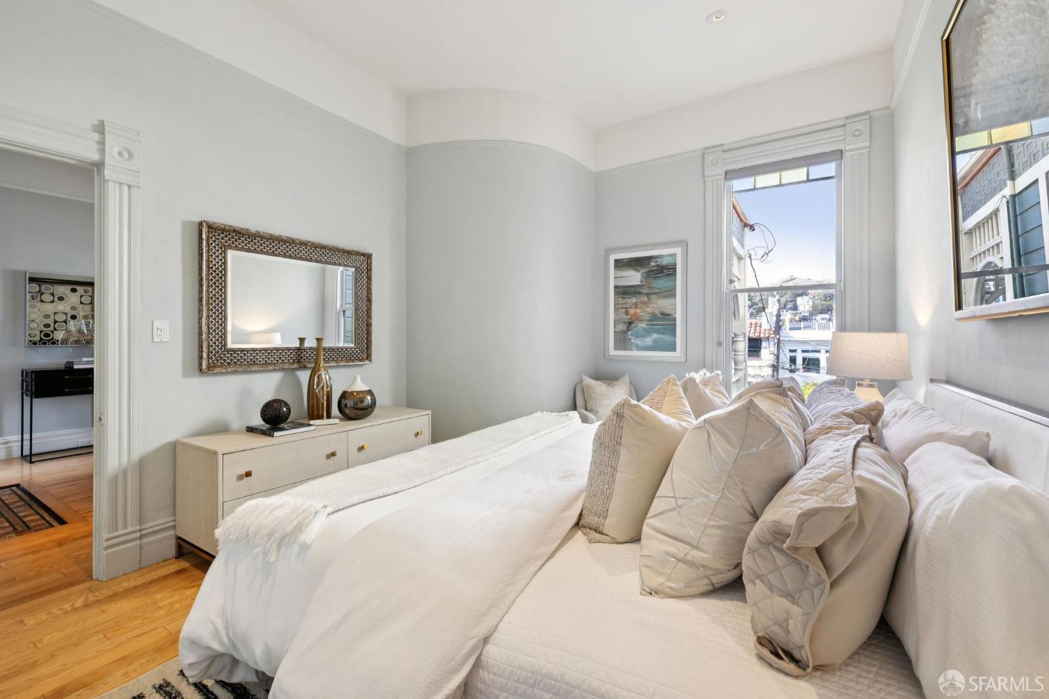 Detail Gallery Image 44 of 76 For 4421 19th St, San Francisco,  CA 94114 - 2 Beds | 2 Baths