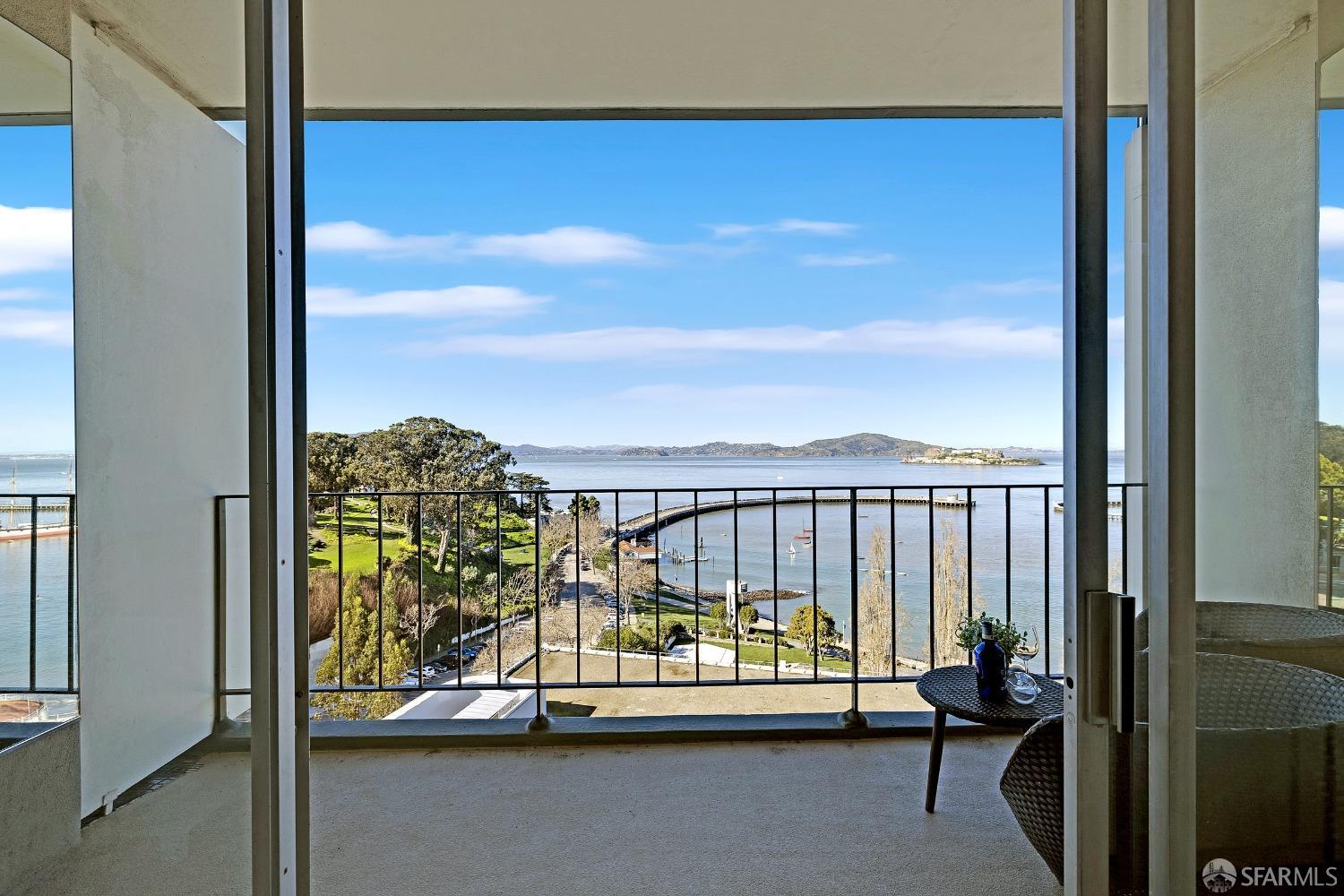Photo #5: 425073938 Listing 