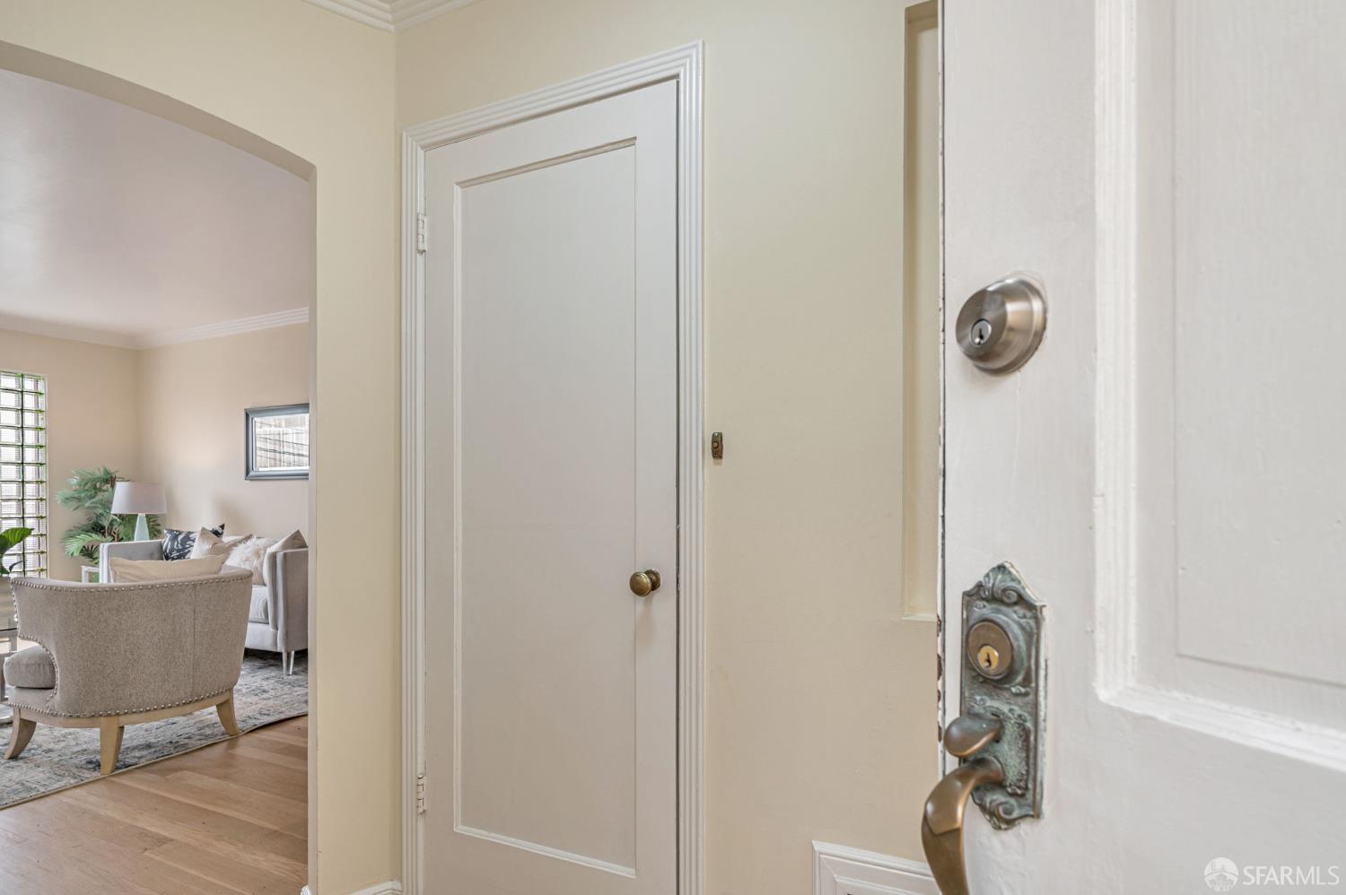 Detail Gallery Image 8 of 40 For 39 Willits St, Daly City,  CA 94014 - 2 Beds | 1 Baths