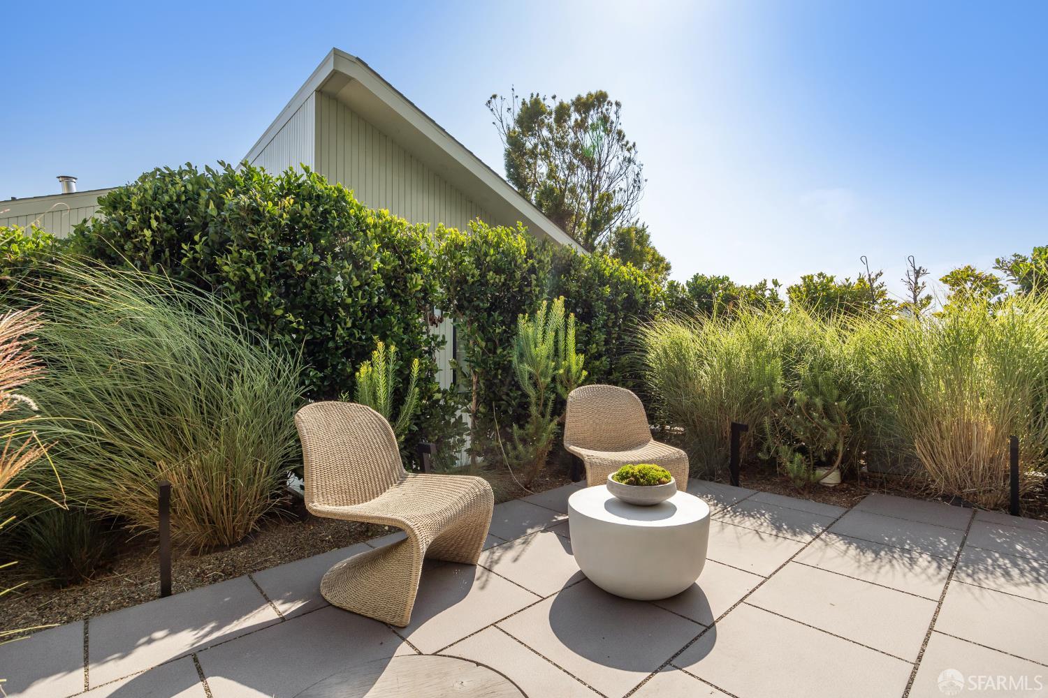 Detail Gallery Image 45 of 46 For 115 Telegraph Hill Blvd, San Francisco,  CA 94116 - 3 Beds | 3/2 Baths