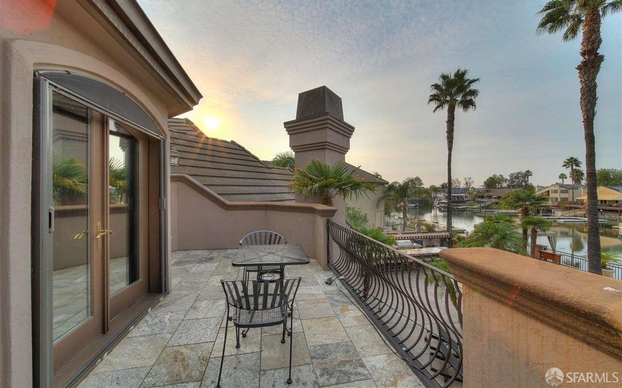 Detail Gallery Image 21 of 41 For 2200 Sunset Pt #2210,  Discovery Bay,  CA 94505 - 9 Beds | 7/2 Baths