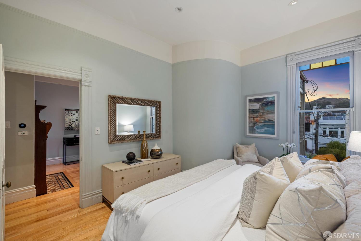 Detail Gallery Image 45 of 76 For 4421 19th St, San Francisco,  CA 94114 - 2 Beds | 2 Baths