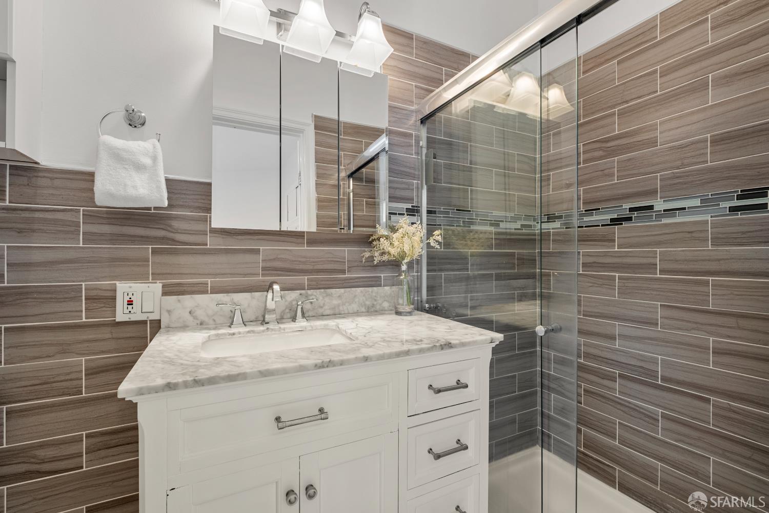Detail Gallery Image 26 of 74 For 36 Alexander Ave, Daly City,  CA 94014 - 4 Beds | 4 Baths