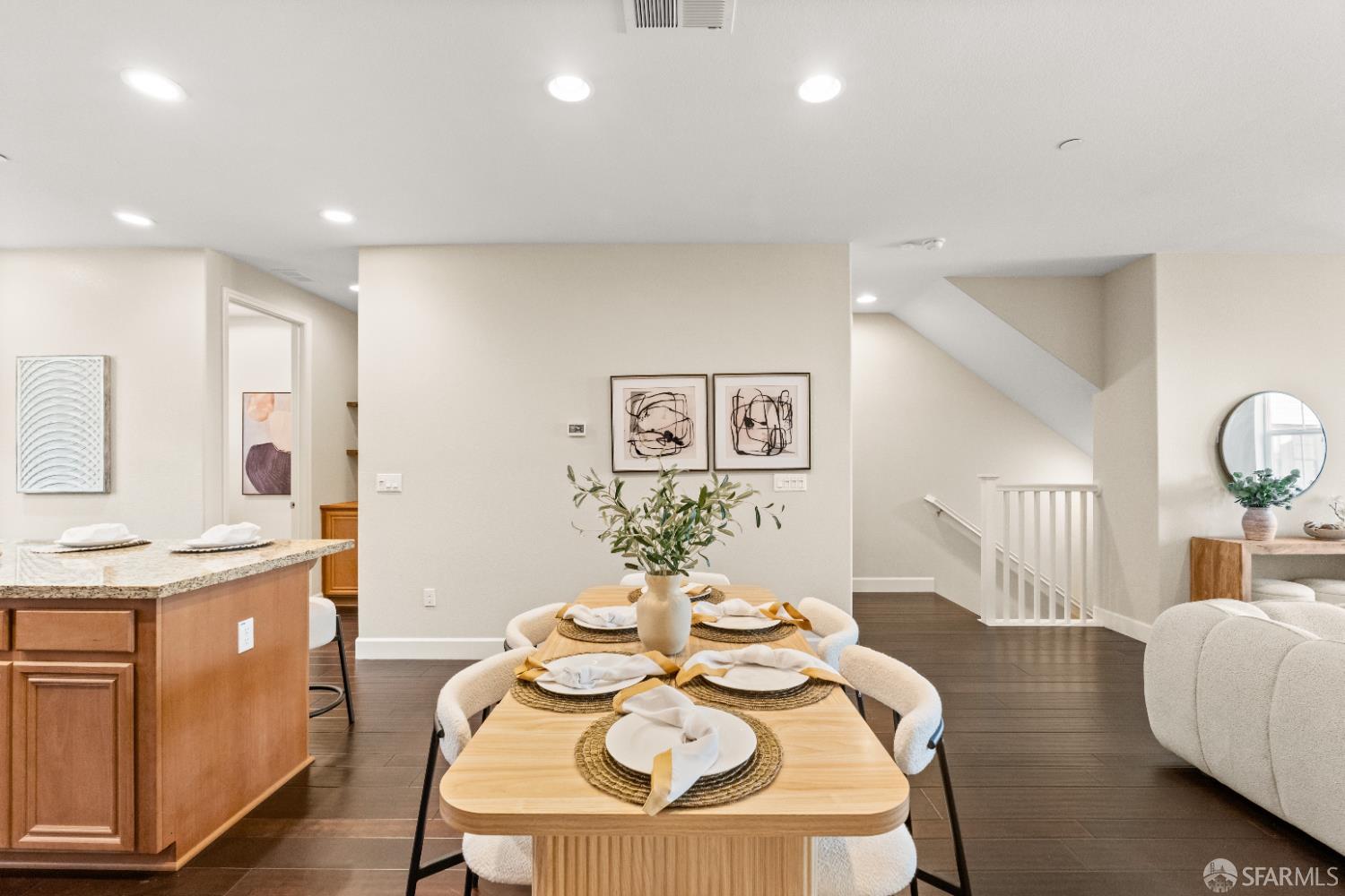 Detail Gallery Image 15 of 64 For 63 Braxton Ter, Campbell,  CA 95008 - 3 Beds | 3/1 Baths