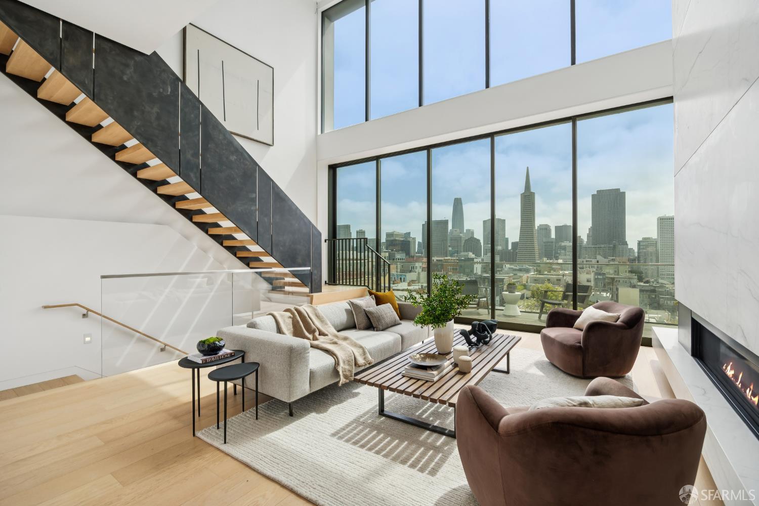 Detail Gallery Image 13 of 46 For 115 Telegraph Hill Blvd, San Francisco,  CA 94116 - 3 Beds | 3/2 Baths