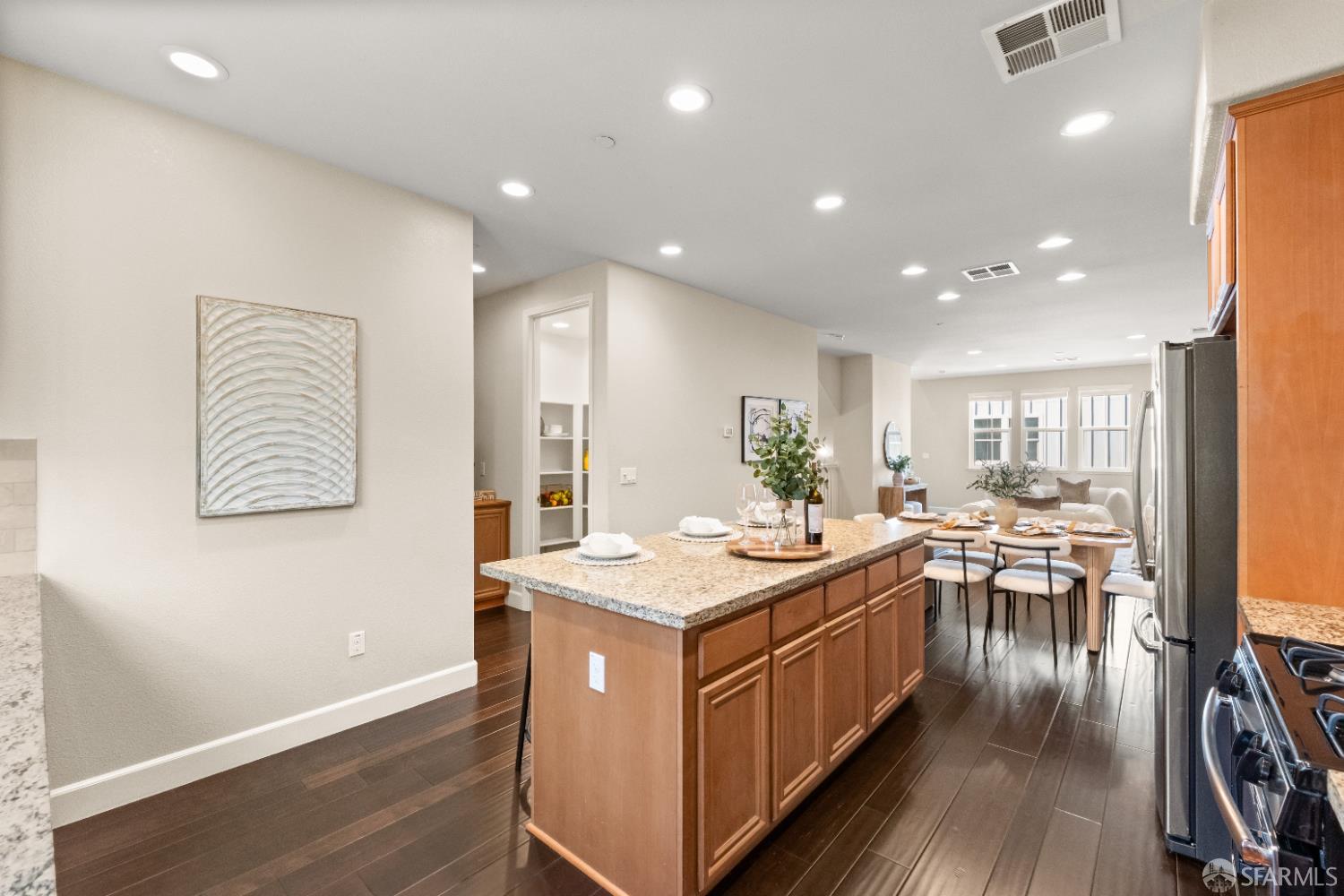 Detail Gallery Image 22 of 64 For 63 Braxton Ter, Campbell,  CA 95008 - 3 Beds | 3/1 Baths