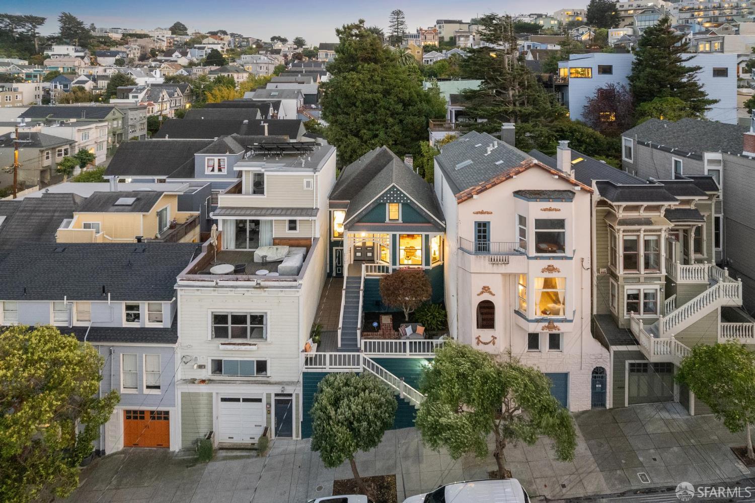 Detail Gallery Image 71 of 76 For 4421 19th St, San Francisco,  CA 94114 - 2 Beds | 2 Baths