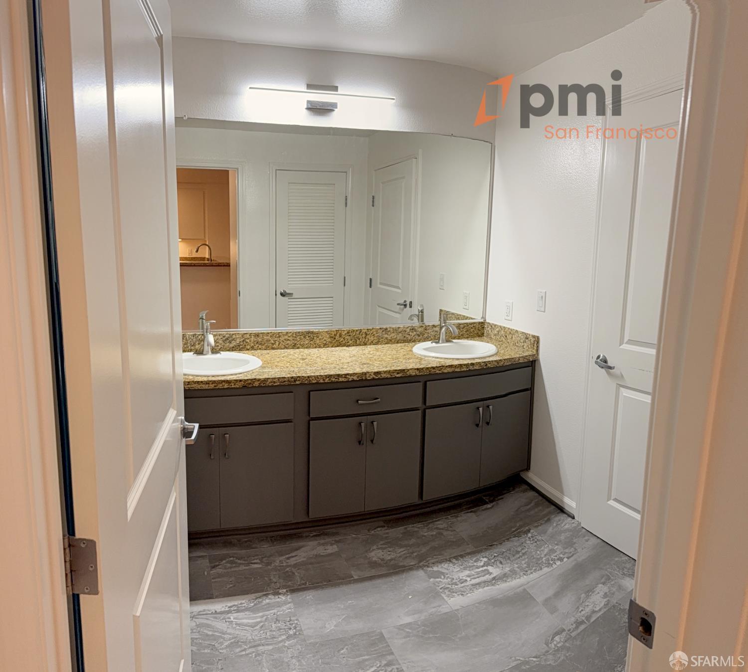 Detail Gallery Image 5 of 11 For 301 Crescent Ct #3117,  San Francisco,  CA 94134 - 1 Beds | 1 Baths