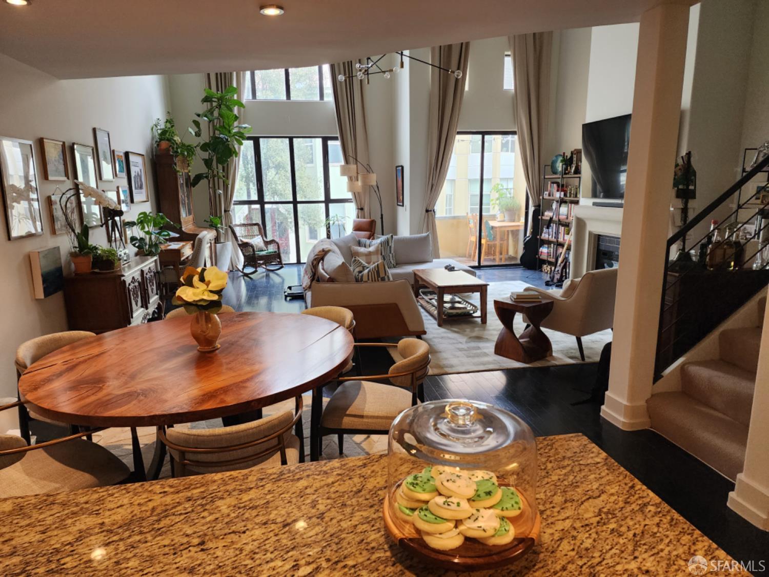 Detail Gallery Image 4 of 9 For 74 Brady St #6,  San Francisco,  CA 94103 - 2 Beds | 2 Baths