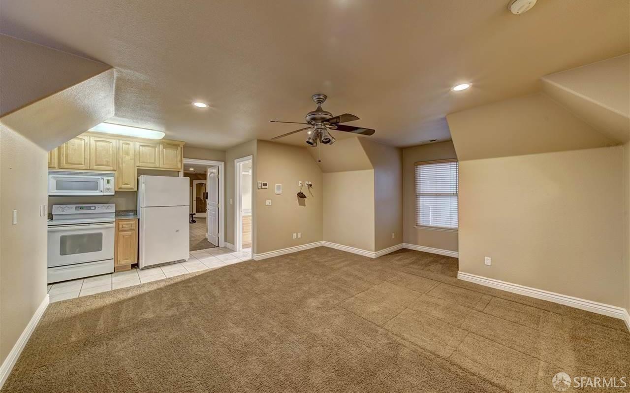 Detail Gallery Image 24 of 41 For 2200 Sunset Pt #2210,  Discovery Bay,  CA 94505 - 9 Beds | 7/2 Baths
