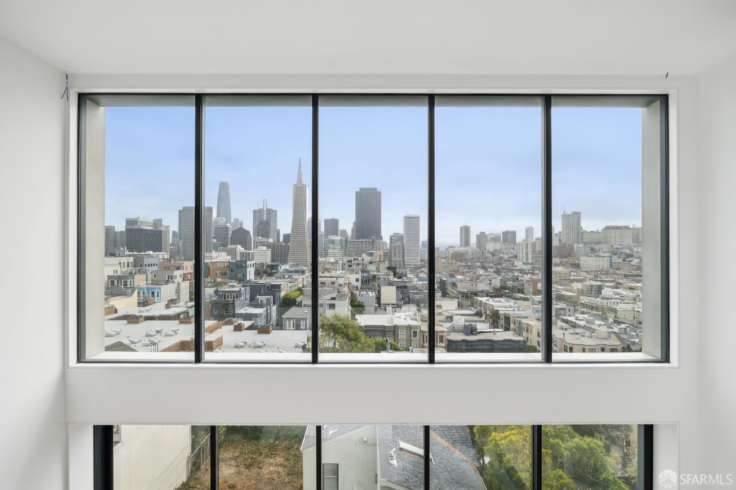 Detail Gallery Image 20 of 46 For 115 Telegraph Hill Blvd, San Francisco,  CA 94116 - 3 Beds | 3/2 Baths