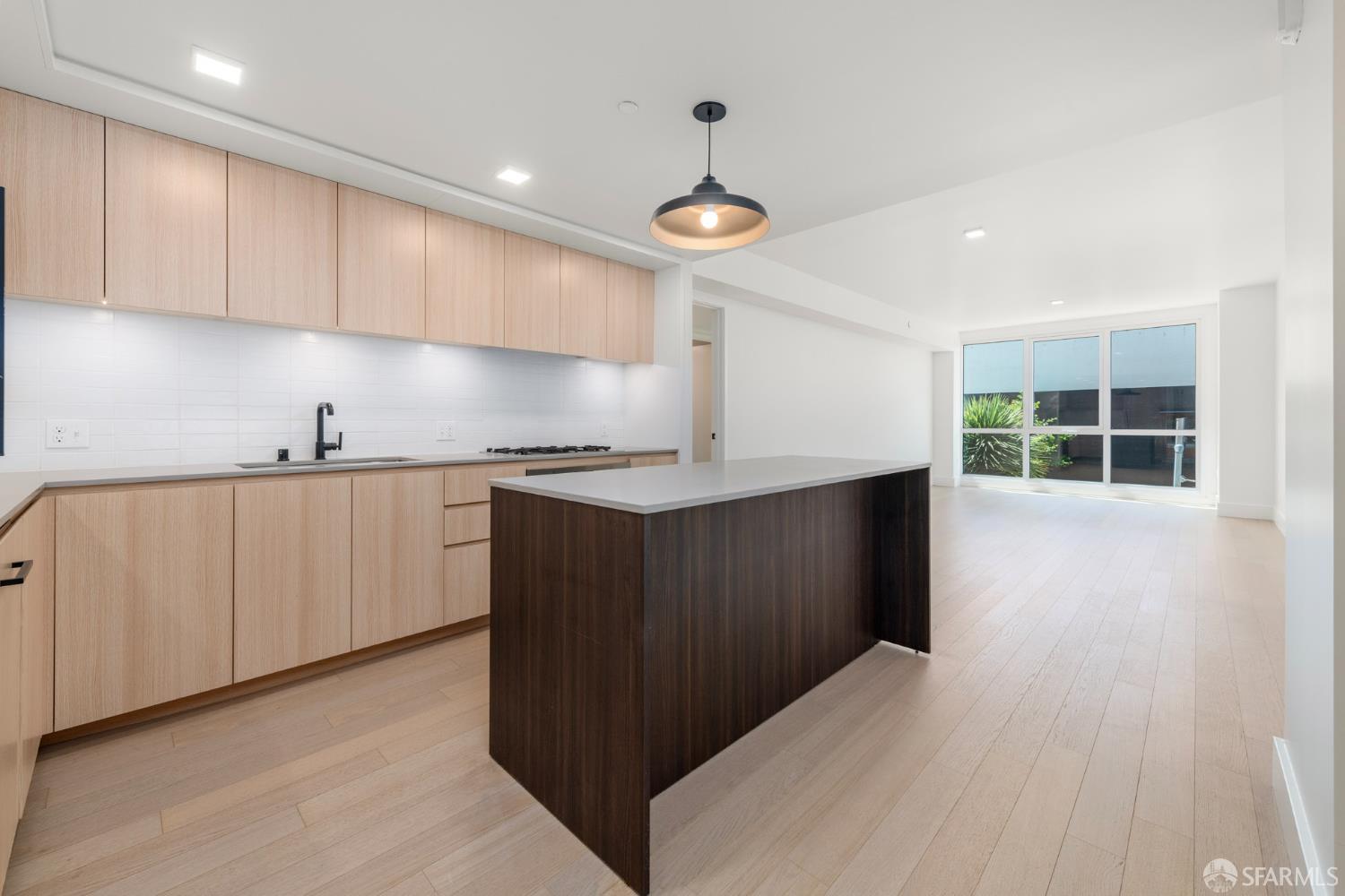 950 Tennessee Street # 410