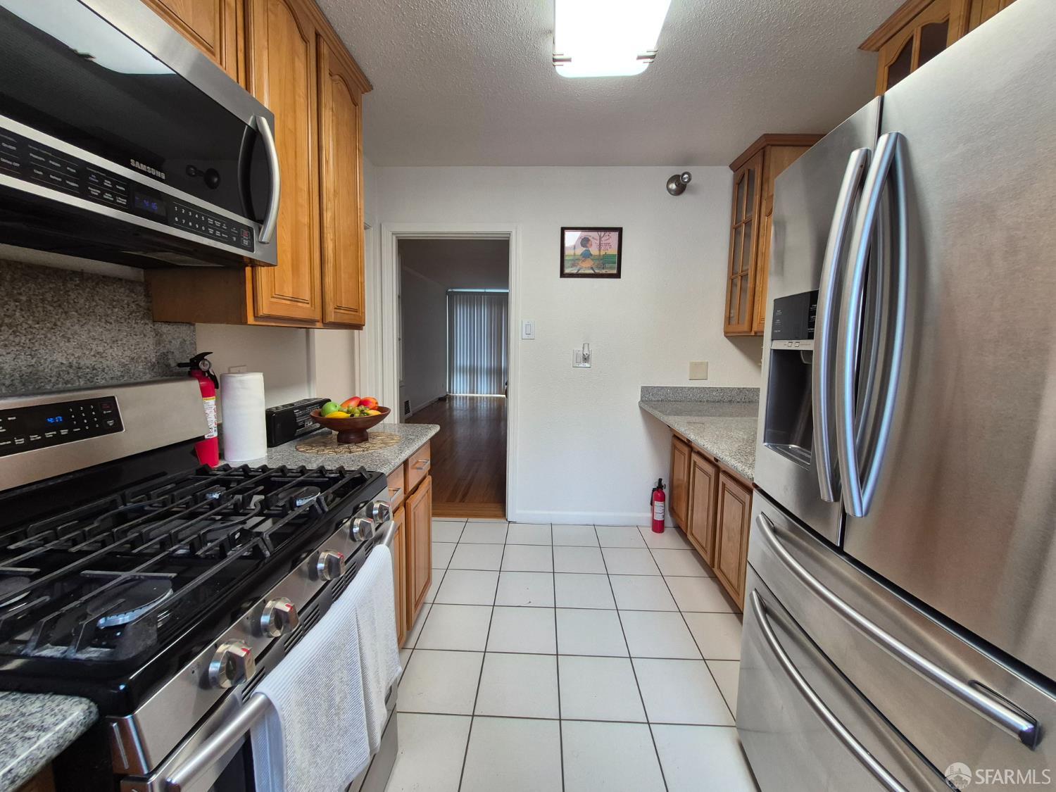 Detail Gallery Image 6 of 18 For 255 Molimo Dr, San Francisco,  CA 94127 - 5 Beds | 2 Baths