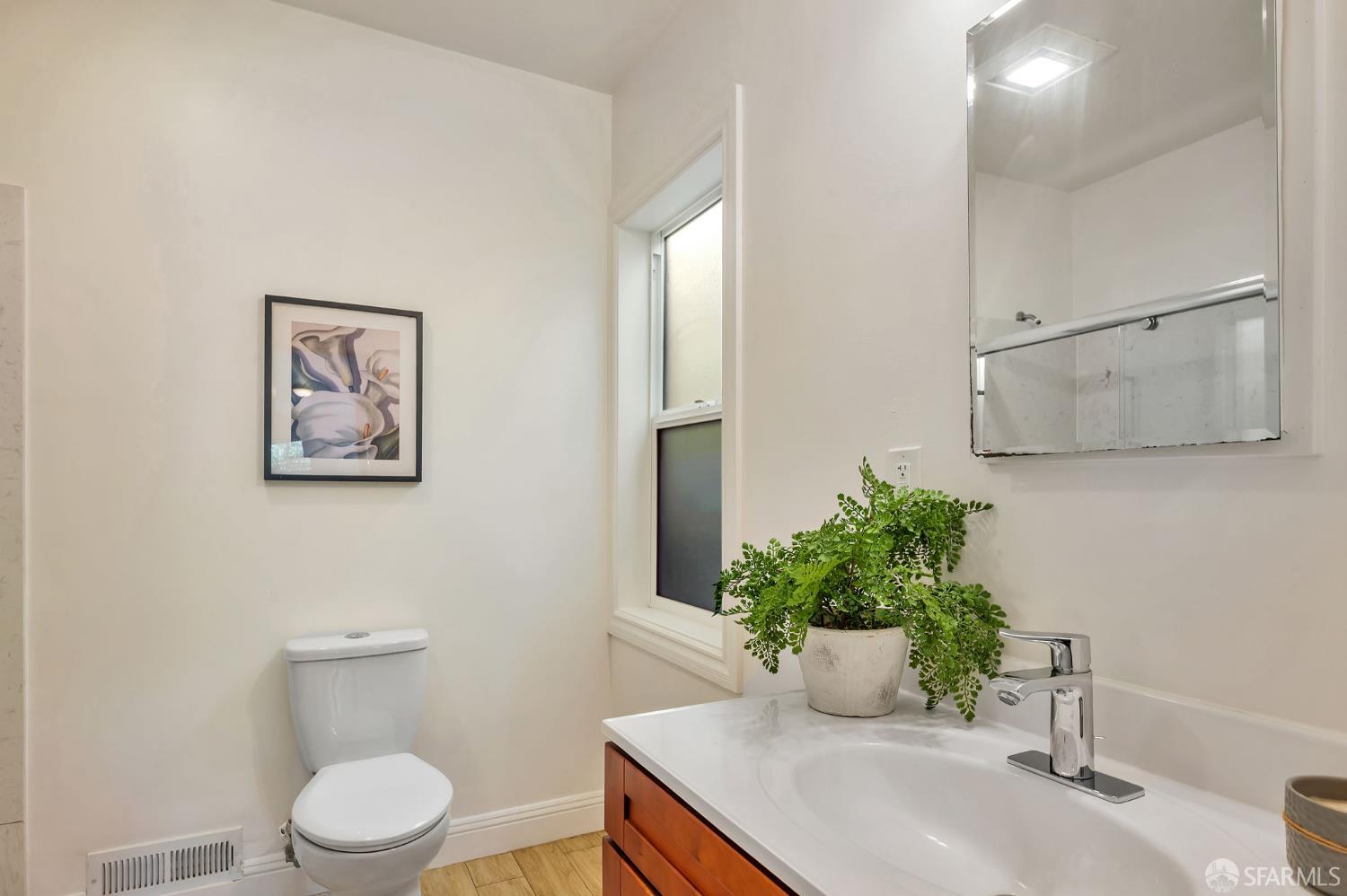 Detail Gallery Image 25 of 33 For 139 Evergreen Ave, Daly City,  CA 94014 - 3 Beds | 2 Baths