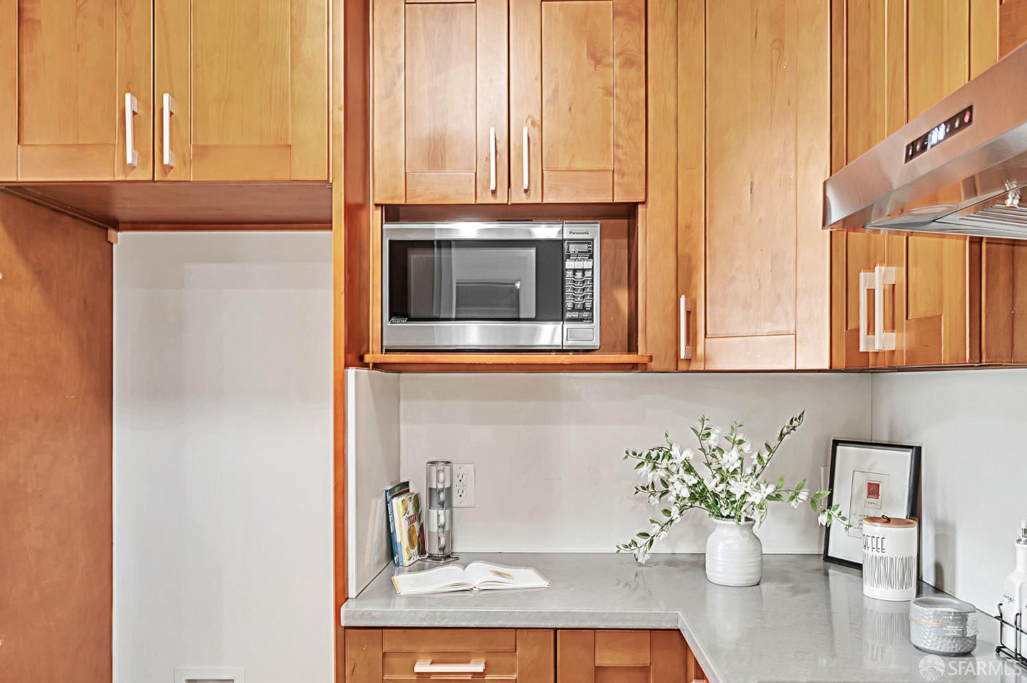 Detail Gallery Image 12 of 33 For 139 Evergreen Ave, Daly City,  CA 94014 - 3 Beds | 2 Baths