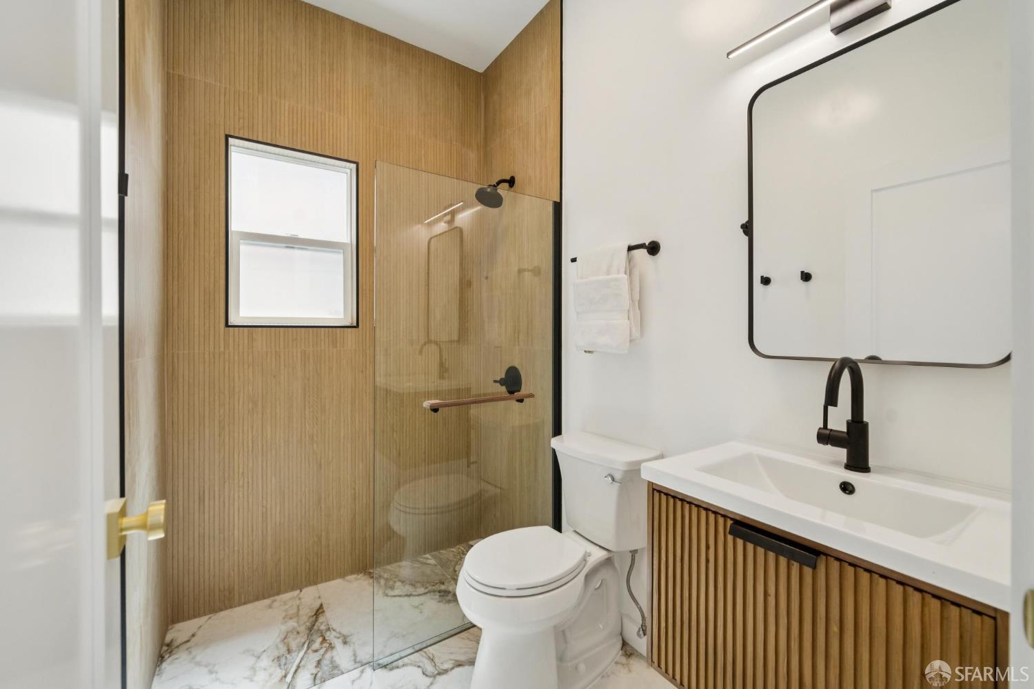Photo #12: 425074161 Listing: Photo #12