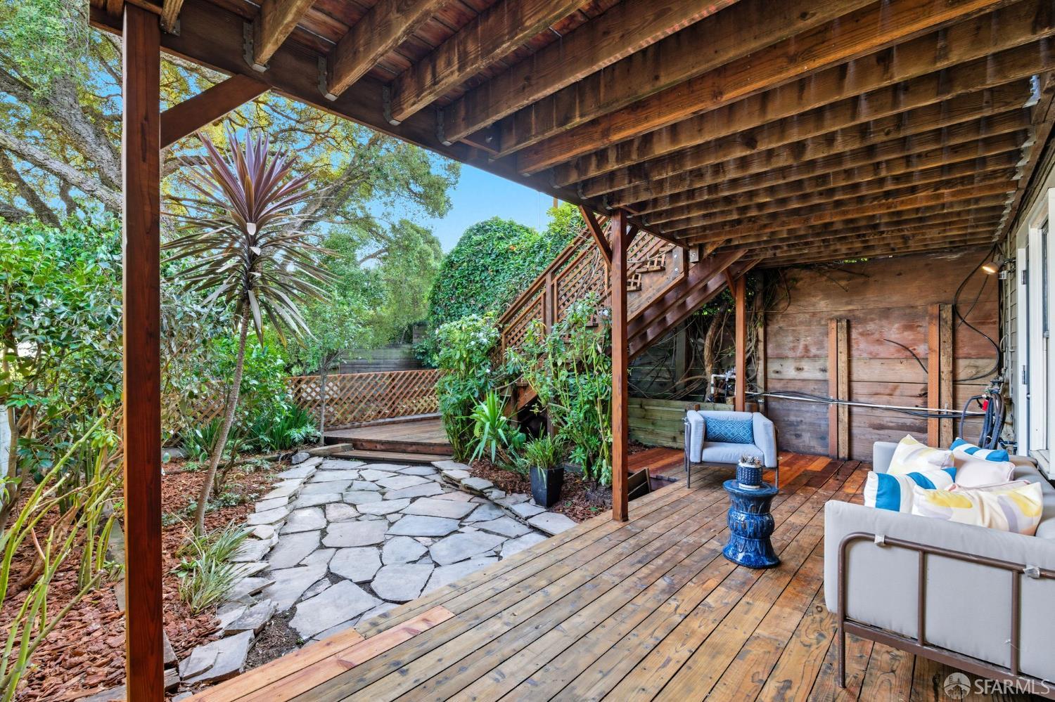 Detail Gallery Image 60 of 85 For 3571 21st St, San Francisco,  CA 94114 - 3 Beds | 2/1 Baths