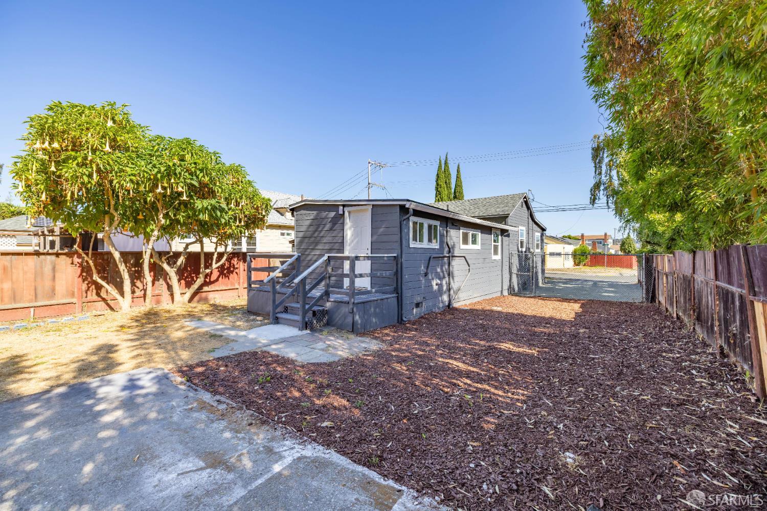Detail Gallery Image 25 of 29 For 1780 Road 20, San Pablo,  CA 94806 - 3 Beds | 2 Baths