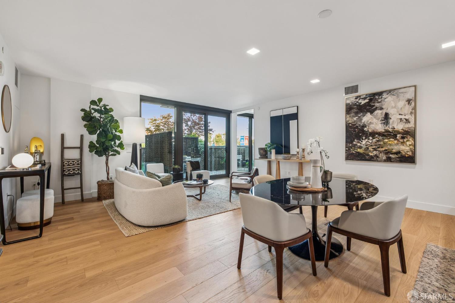 Photo #24: 424083251 Listing: Photo #24