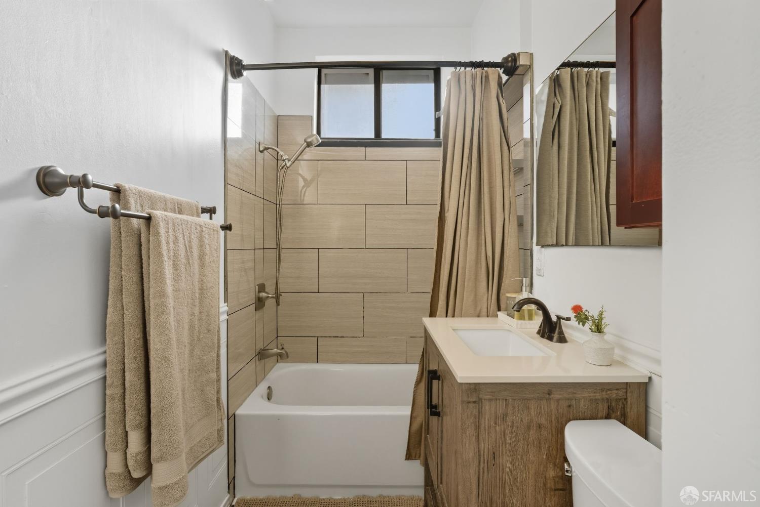 Detail Gallery Image 21 of 55 For 395 Frankfort St, Daly City,  CA 94014 - 2 Beds | 1 Baths