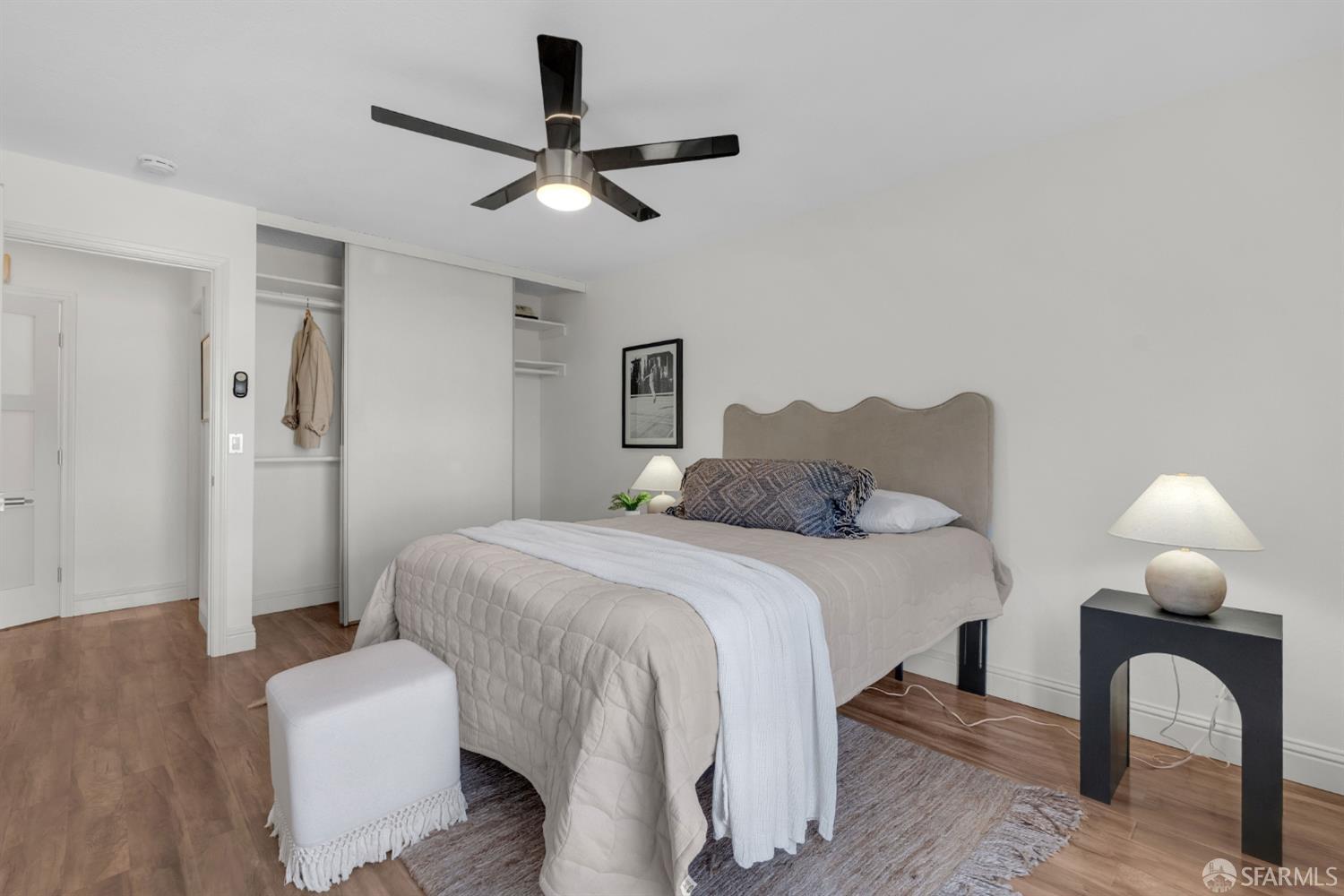 Detail Gallery Image 13 of 33 For 6 Commodore Dr #C235,  Emeryville,  CA 94608 - 2 Beds | 1/1 Baths