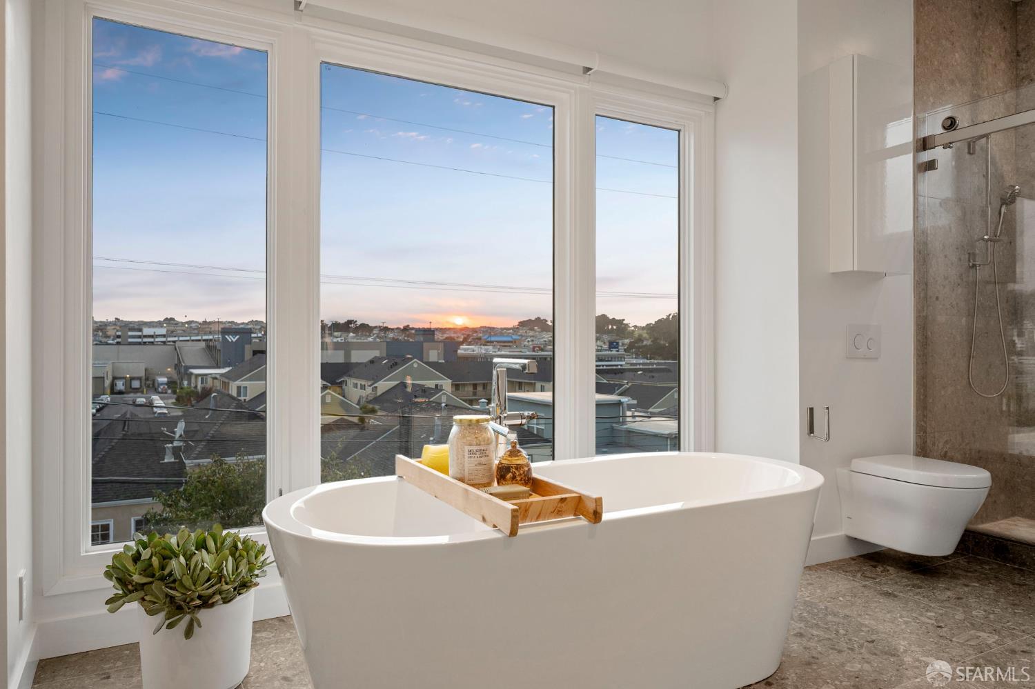 Detail Gallery Image 60 of 83 For 68 Parkwood Dr, Daly City,  CA 94015 - 3 Beds | 3 Baths