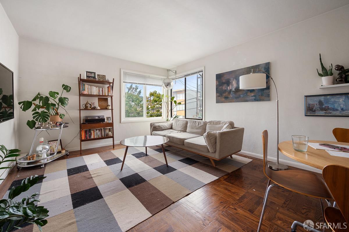 Detail Gallery Image 12 of 16 For 1 Clipper St, San Francisco,  CA 94114 - – Beds | – Baths
