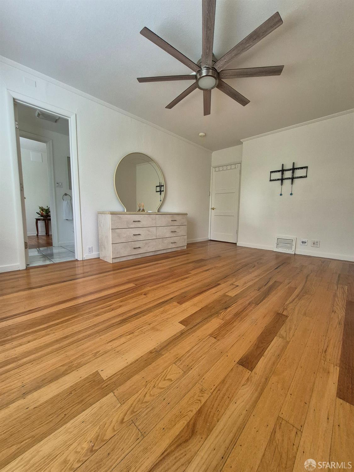 Detail Gallery Image 8 of 18 For 255 Molimo Dr, San Francisco,  CA 94127 - 5 Beds | 2 Baths