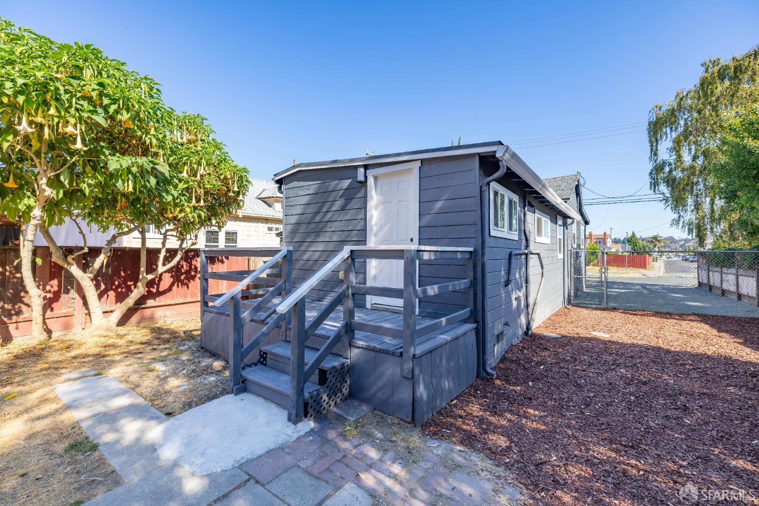 Detail Gallery Image 24 of 29 For 1780 Road 20, San Pablo,  CA 94806 - 3 Beds | 2 Baths