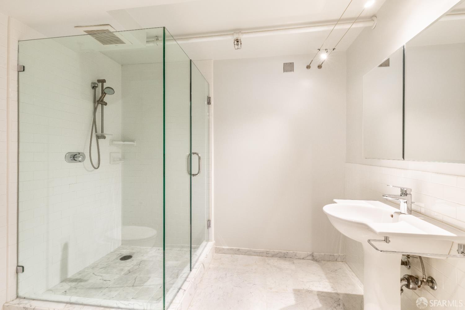 Detail Gallery Image 15 of 30 For 400 Spear St #216,  San Francisco,  CA 94105 - 2 Beds | 2 Baths