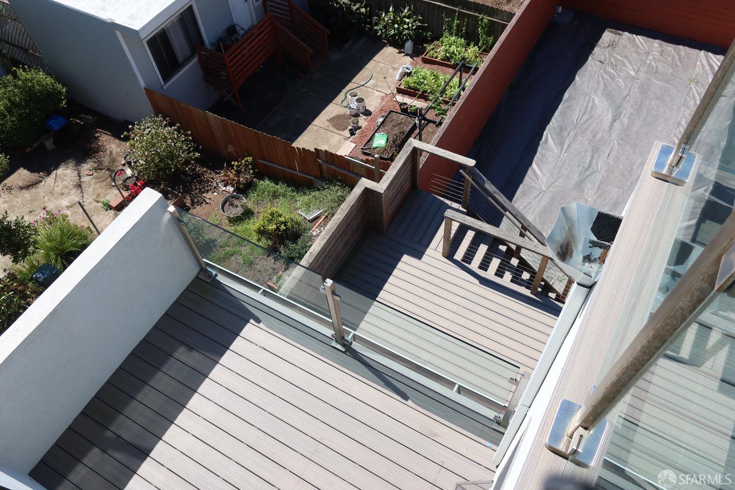 Detail Gallery Image 14 of 25 For 119 Vernon St, San Francisco,  CA 94132 - 4 Beds | 3/5 Baths