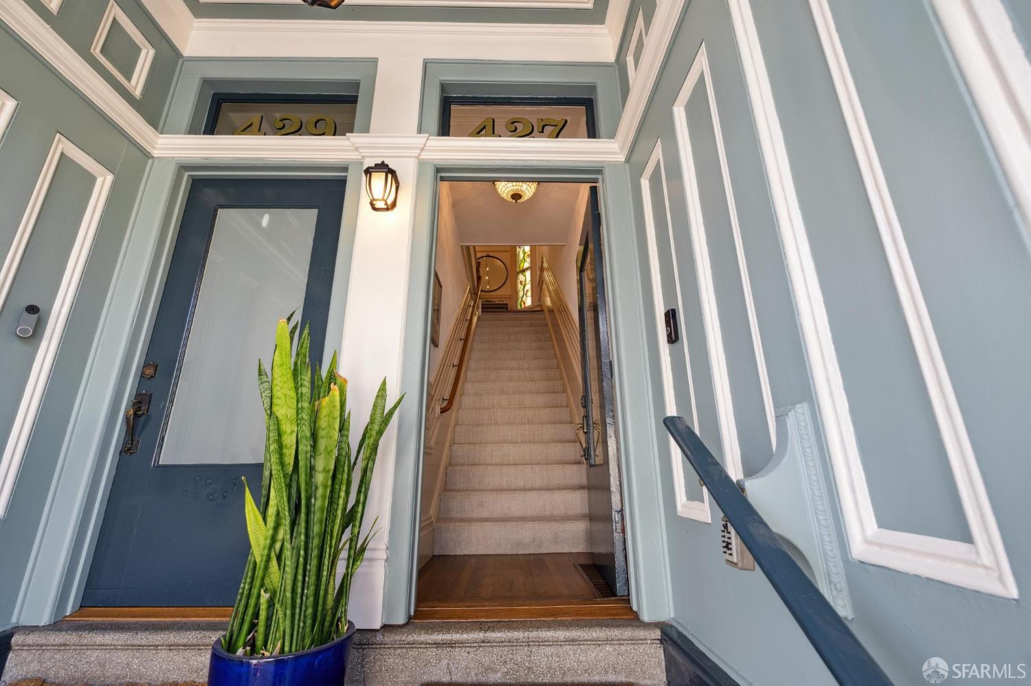 Photo #3: 425056200 Listing 