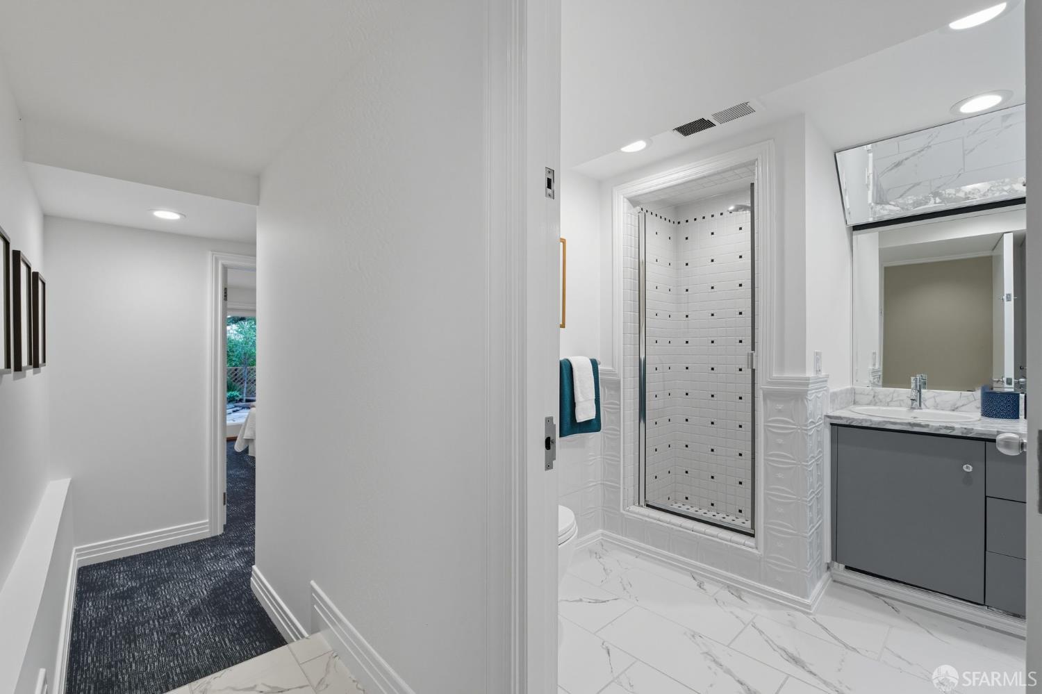 Detail Gallery Image 67 of 85 For 3571 21st St, San Francisco,  CA 94114 - 3 Beds | 2/1 Baths