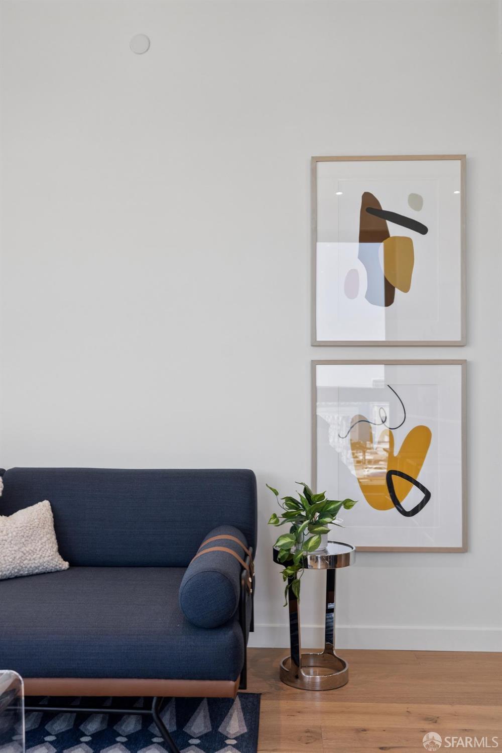 Photo #6: 425070794 Listing: Photo #6