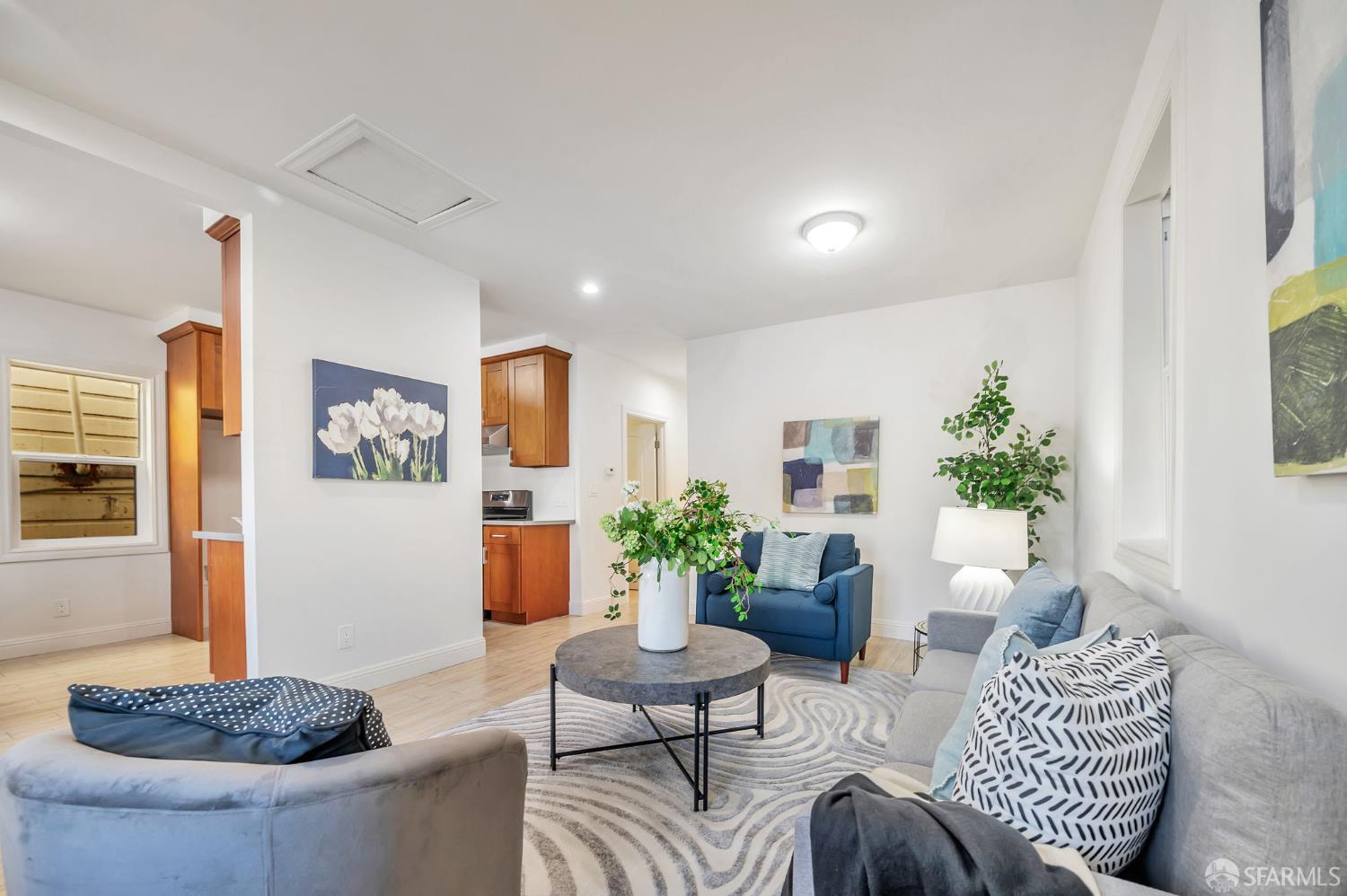 Detail Gallery Image 6 of 33 For 139 Evergreen Ave, Daly City,  CA 94014 - 3 Beds | 2 Baths