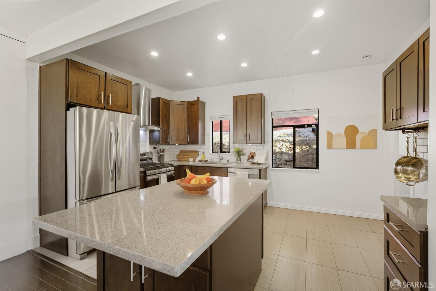 Detail Gallery Image 11 of 55 For 395 Frankfort St, Daly City,  CA 94014 - 2 Beds | 1 Baths