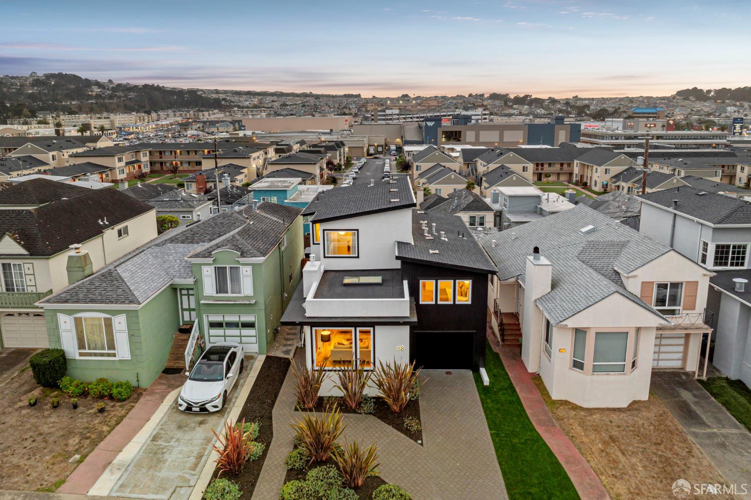 Detail Gallery Image 79 of 83 For 68 Parkwood Dr, Daly City,  CA 94015 - 3 Beds | 3 Baths