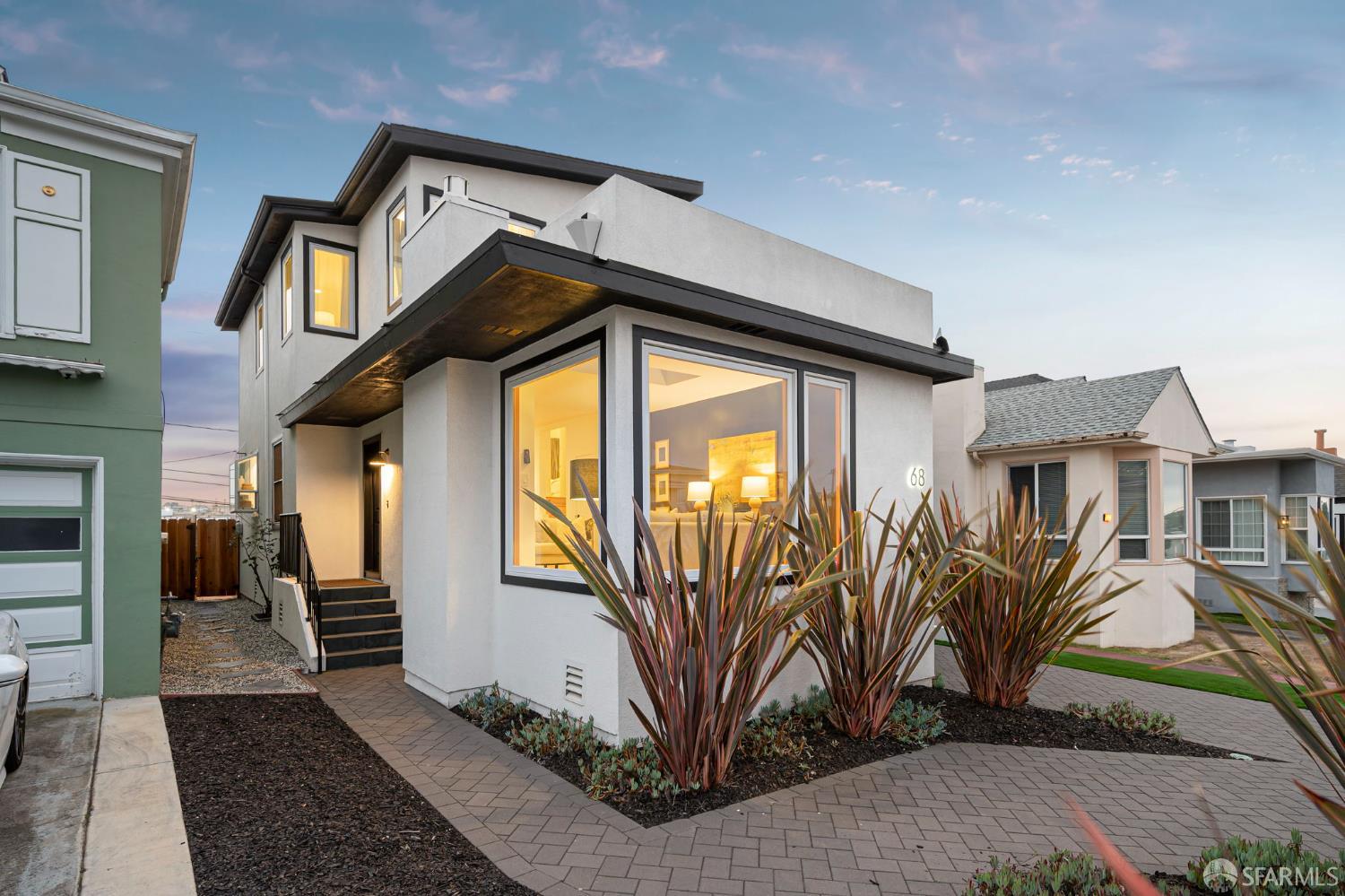 Detail Gallery Image 2 of 83 For 68 Parkwood Dr, Daly City,  CA 94015 - 3 Beds | 3 Baths