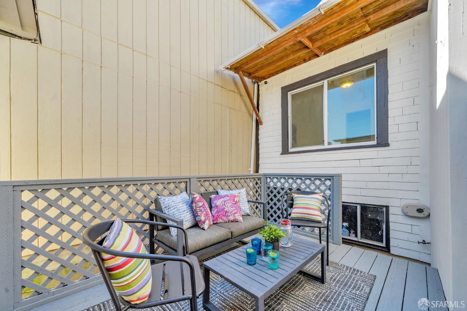 Detail Gallery Image 27 of 33 For 139 Evergreen Ave, Daly City,  CA 94014 - 3 Beds | 2 Baths