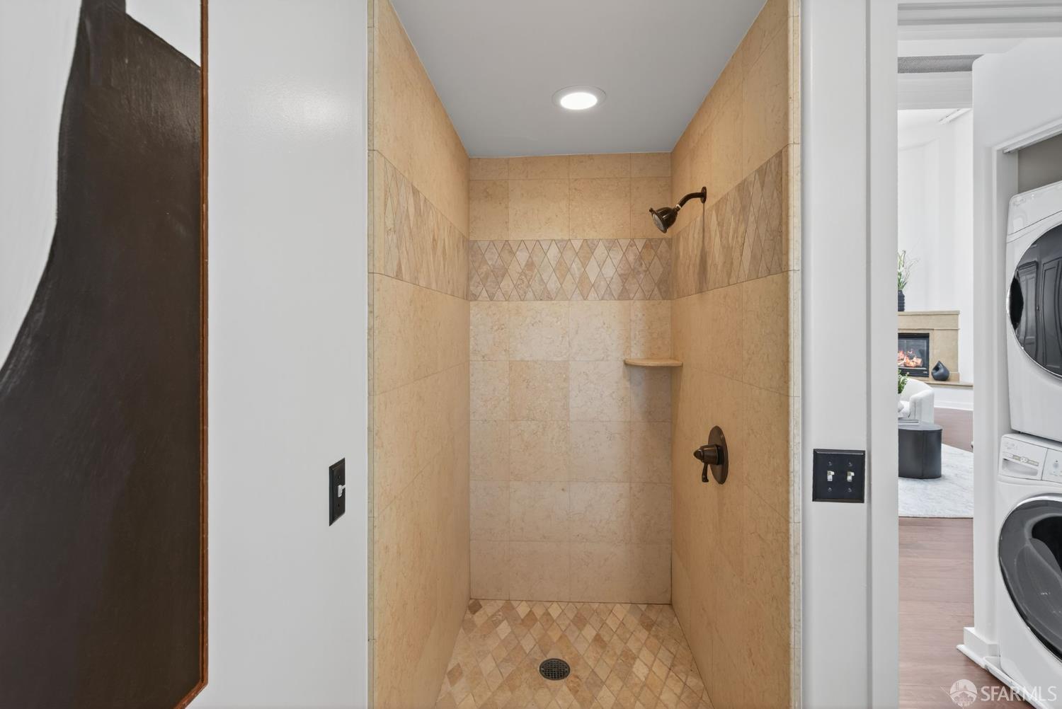 Detail Gallery Image 11 of 33 For 370 De Haro St #B14,  San Francisco,  CA 94103 - 1 Beds | 2 Baths