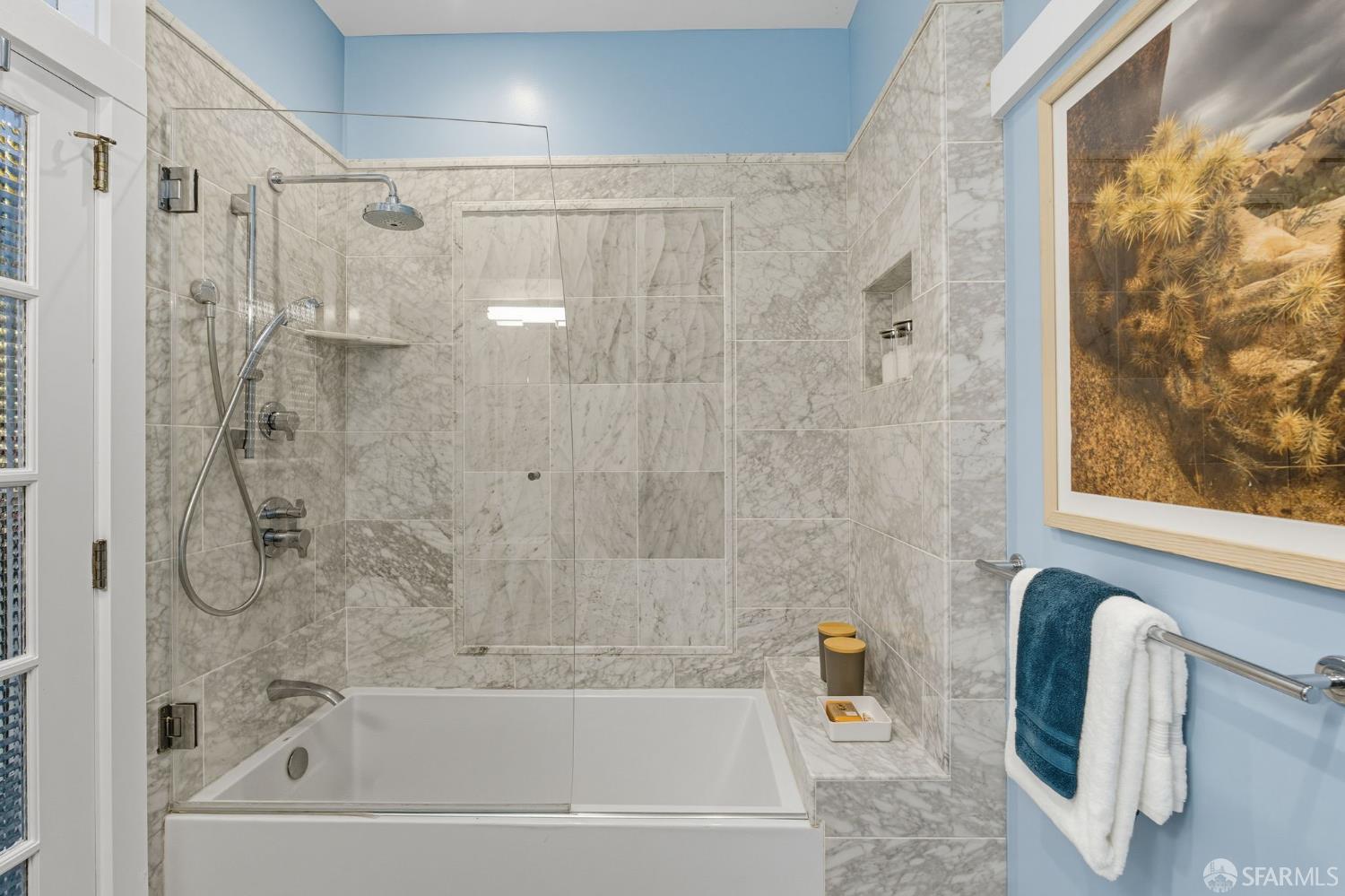 Detail Gallery Image 16 of 85 For 3571 21st St, San Francisco,  CA 94114 - 3 Beds | 2/1 Baths