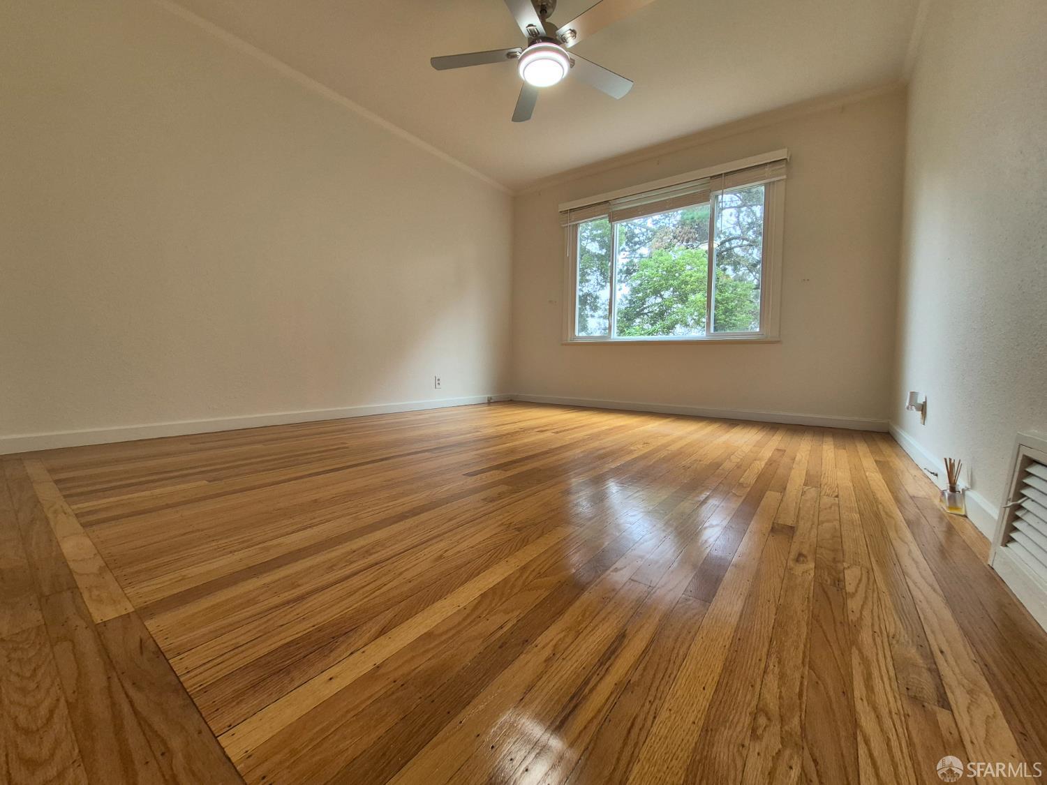 Detail Gallery Image 9 of 18 For 255 Molimo Dr, San Francisco,  CA 94127 - 5 Beds | 2 Baths