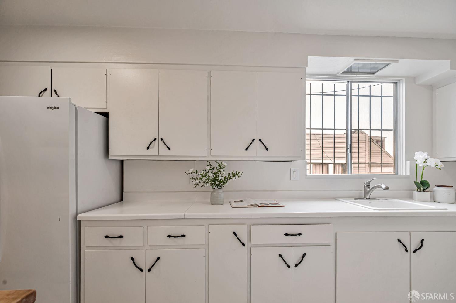 Detail Gallery Image 17 of 37 For 4819 Anza St, San Francisco,  CA 94121 - 3 Beds | 1/1 Baths