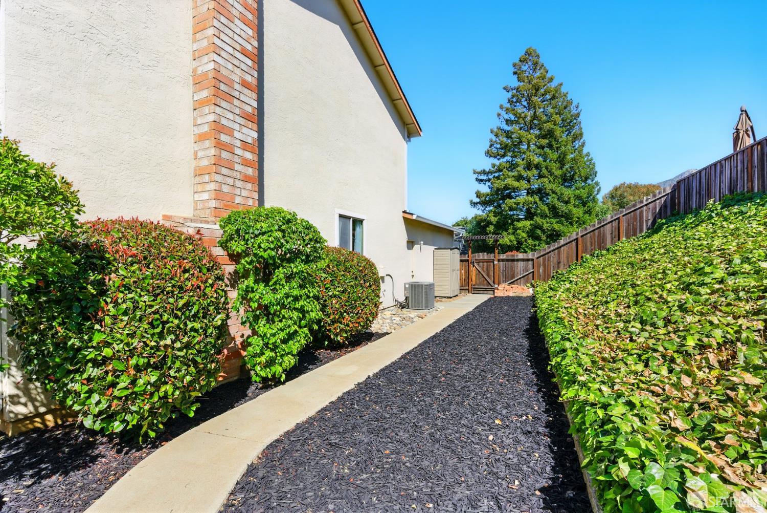 Detail Gallery Image 44 of 60 For 640 Mt Duncan Dr, Clayton,  CA 94517 - 4 Beds | 3 Baths