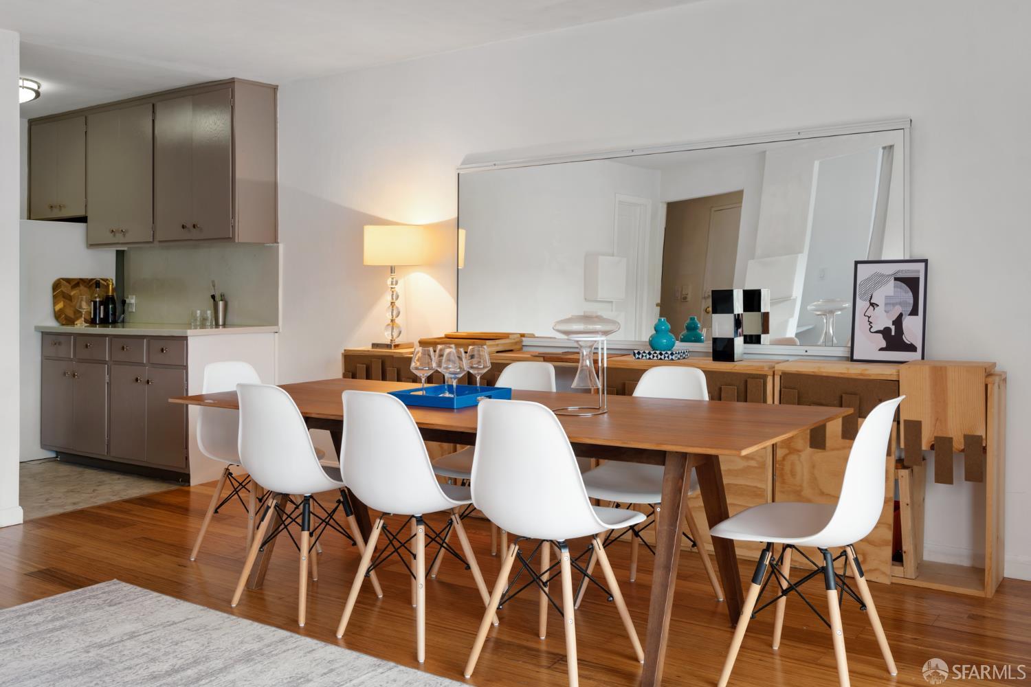 Detail Gallery Image 9 of 47 For 55 Zampa Ln #3,  San Francisco,  CA 94115 - 3 Beds | 2 Baths