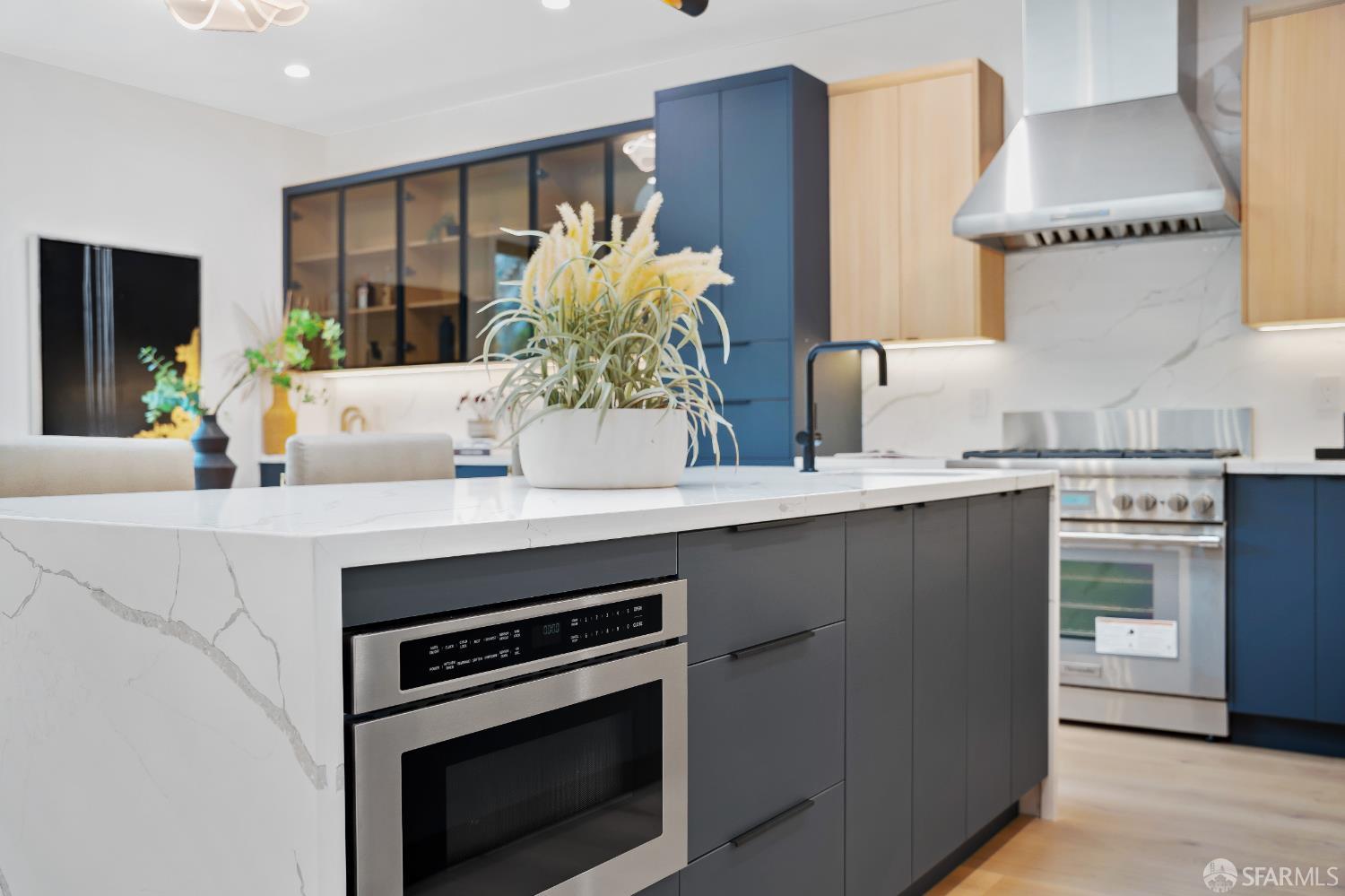 Detail Gallery Image 15 of 98 For 326 10th Ave, San Francisco,  CA 94118 - 4 Beds | 4 Baths