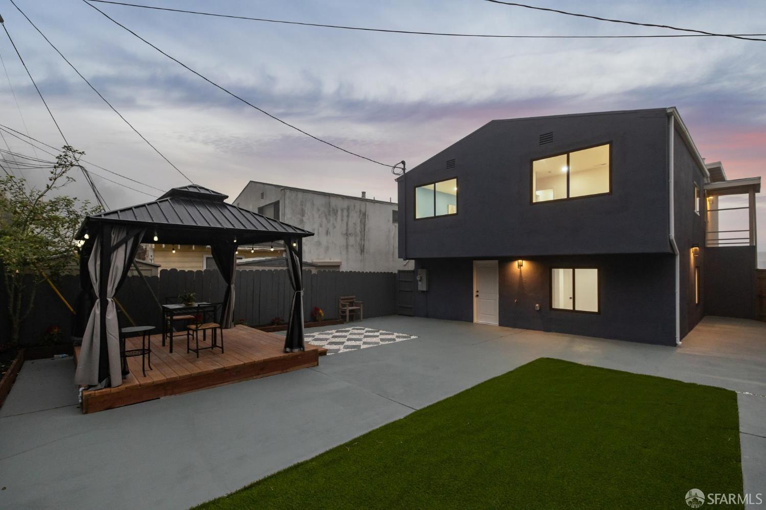 Detail Gallery Image 11 of 77 For 808 Higate Dr, Daly City,  CA 94015 - 5 Beds | 4 Baths