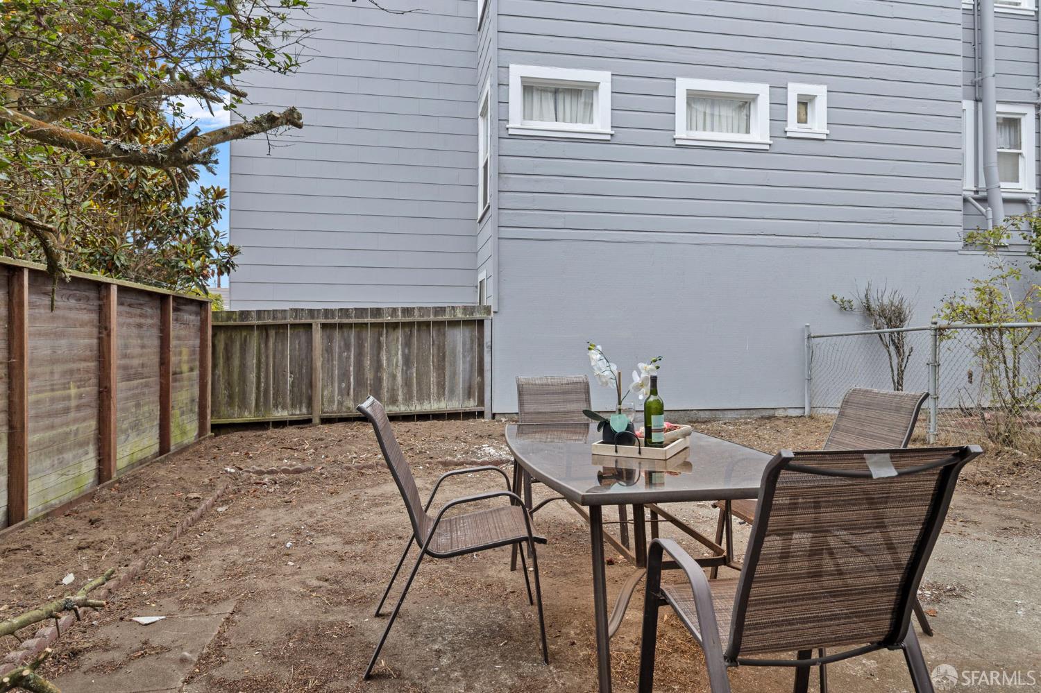 Detail Gallery Image 17 of 19 For 607 15th Ave, San Francisco,  CA 94118 - – Beds | – Baths