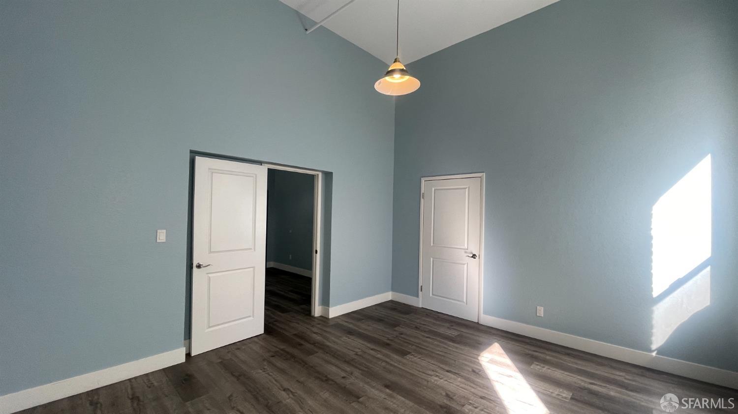 Detail Gallery Image 5 of 7 For 375 12th St #4,  Oakland,  CA 94607 - 1 Beds | 1 Baths