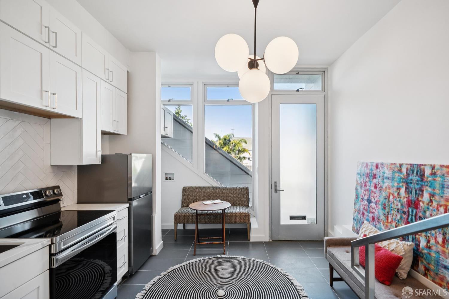 Detail Gallery Image 4 of 20 For 211 Winfield St a,  San Francisco,  CA 94110 - 1 Beds | 1 Baths
